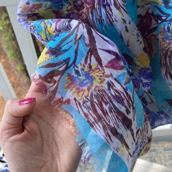 Cynthia Rowley Infinity Scarf - Picture 10 of 10